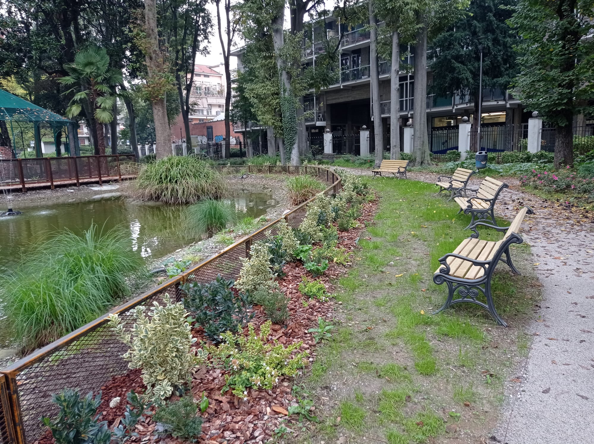 immagine di galleria 'Restyling del giardino di villa Mylius - prima parte'