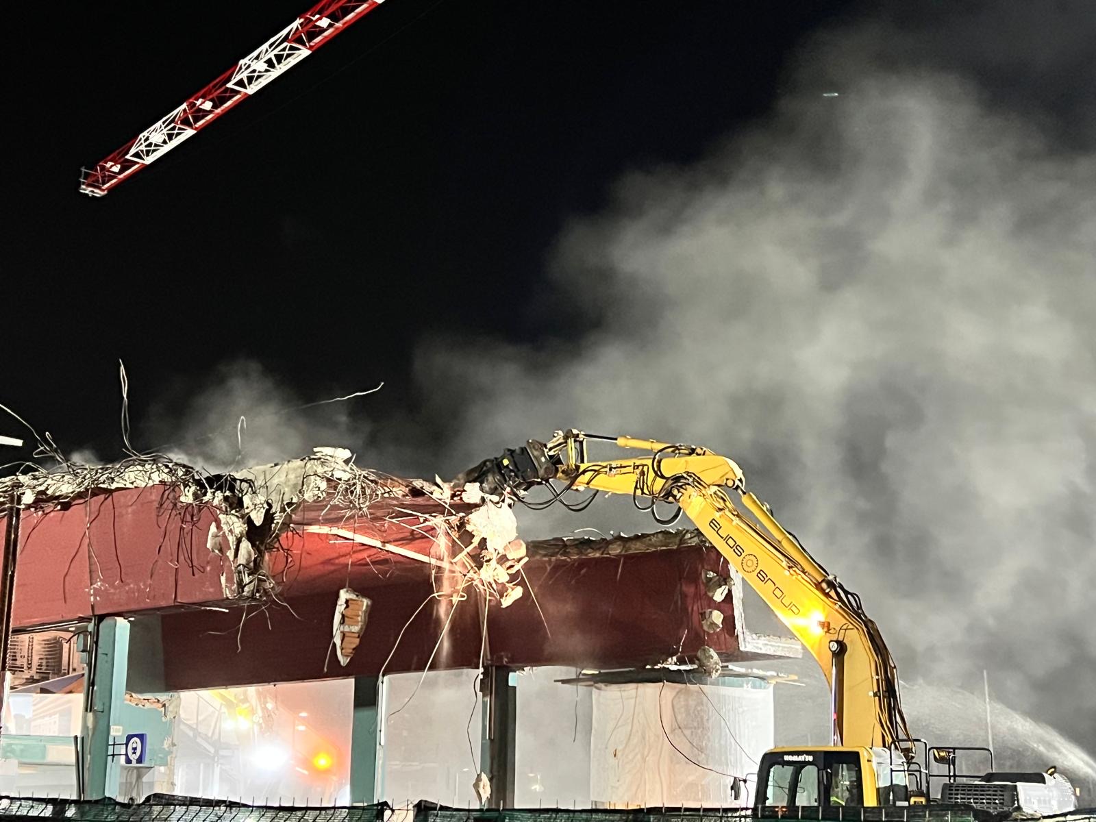 immagine di galleria 'Stazione a ponte e piazza I° Maggio'