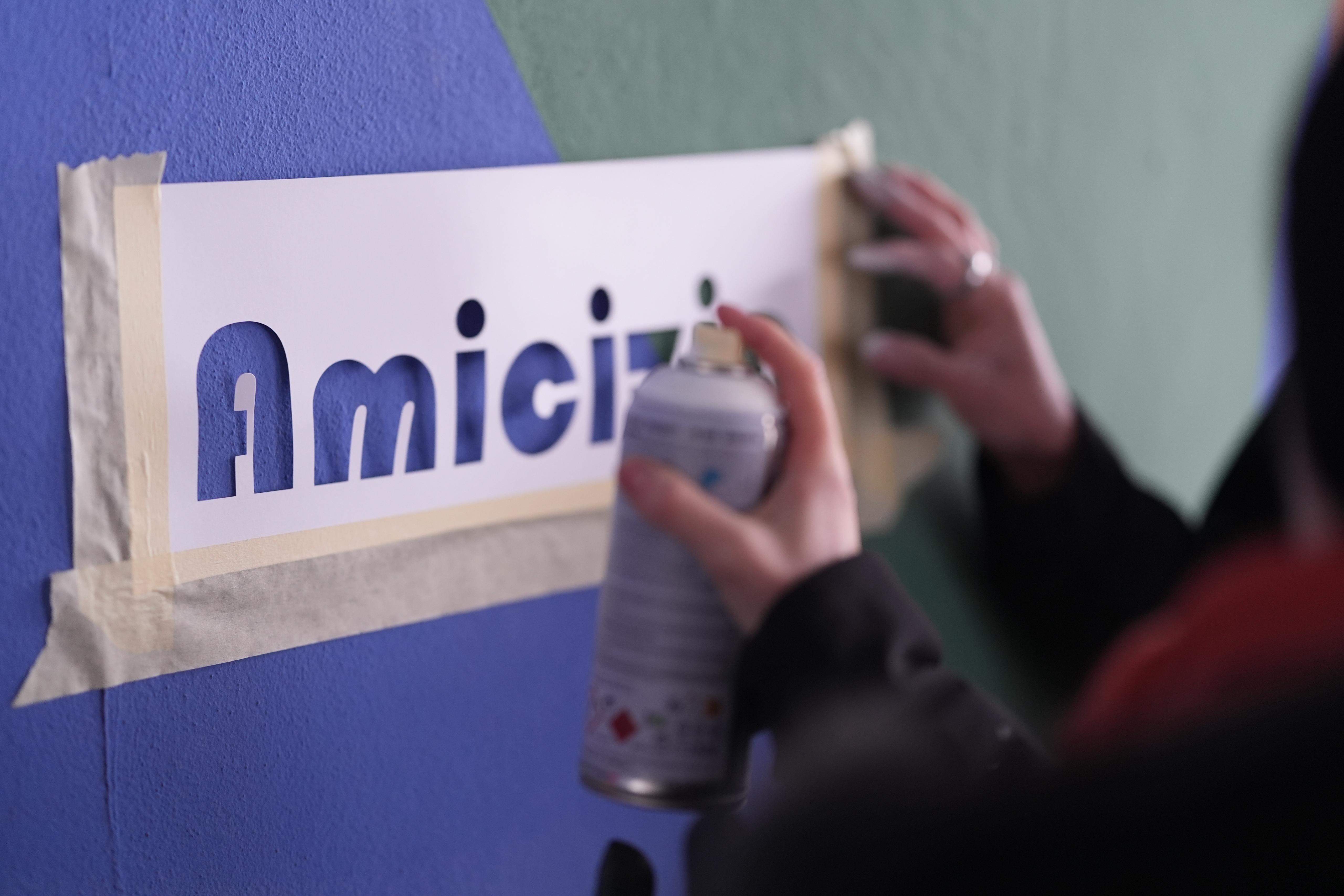 immagine di galleria 'Siamo energia! Il murales nel sottopasso Garibaldi'