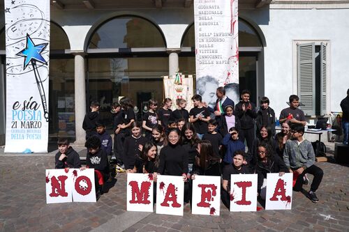 immagine di galleria 'Giornata della Poesia, della Memoria e dell'Impegno civile 2026'