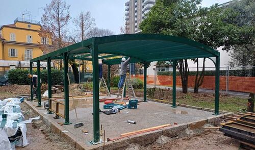 immagine di galleria 'Continua la riqualificazione del giardino di villa Mylius -seconda parte'