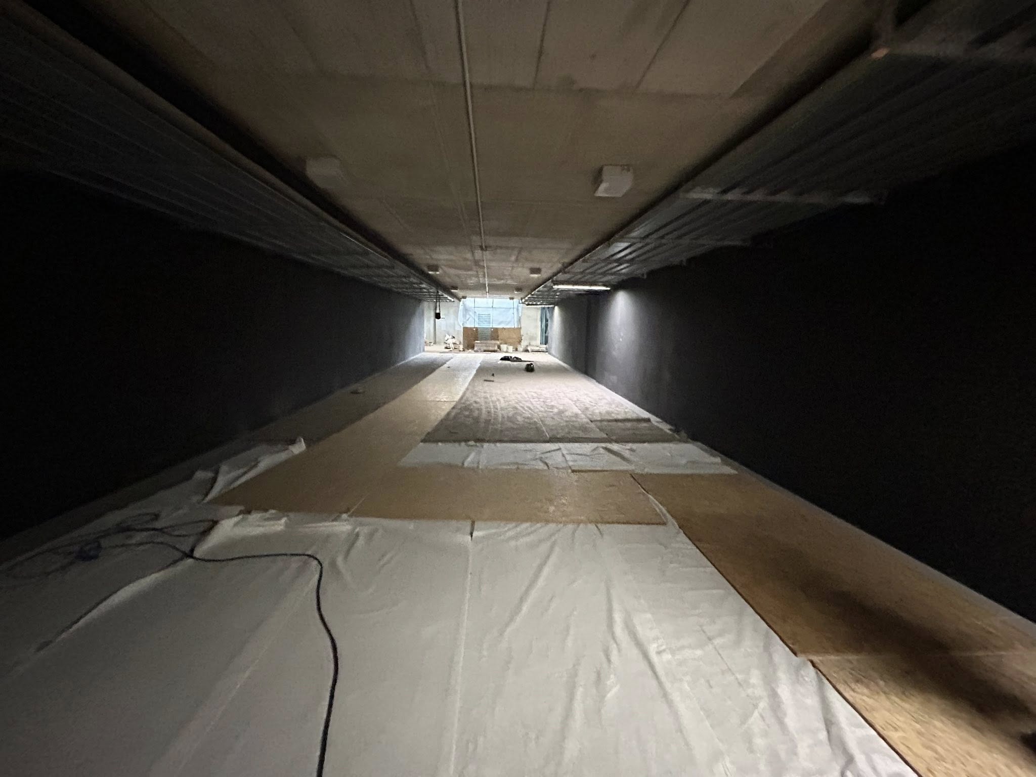 immagine di galleria 'Stazione a ponte e piazza I° Maggio'