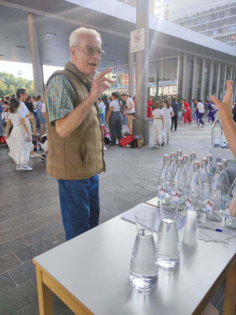 immagine di galleria 'Blind Tasting Challenge'