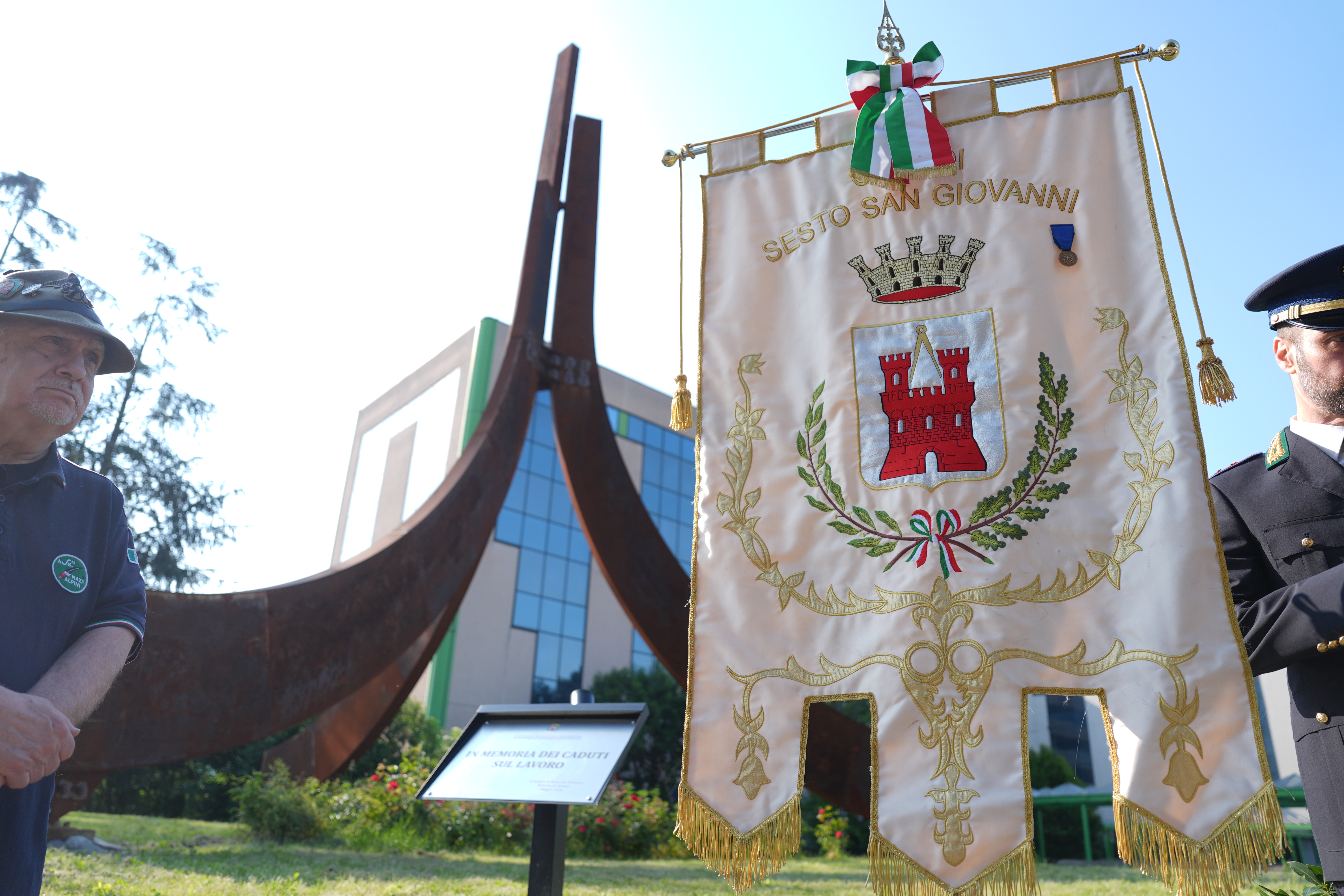 immagine di galleria 'Celebrazione della Giornata del lavoro'