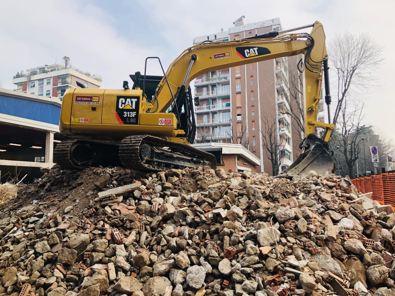immagine di galleria 'Piscina De Gregorio'