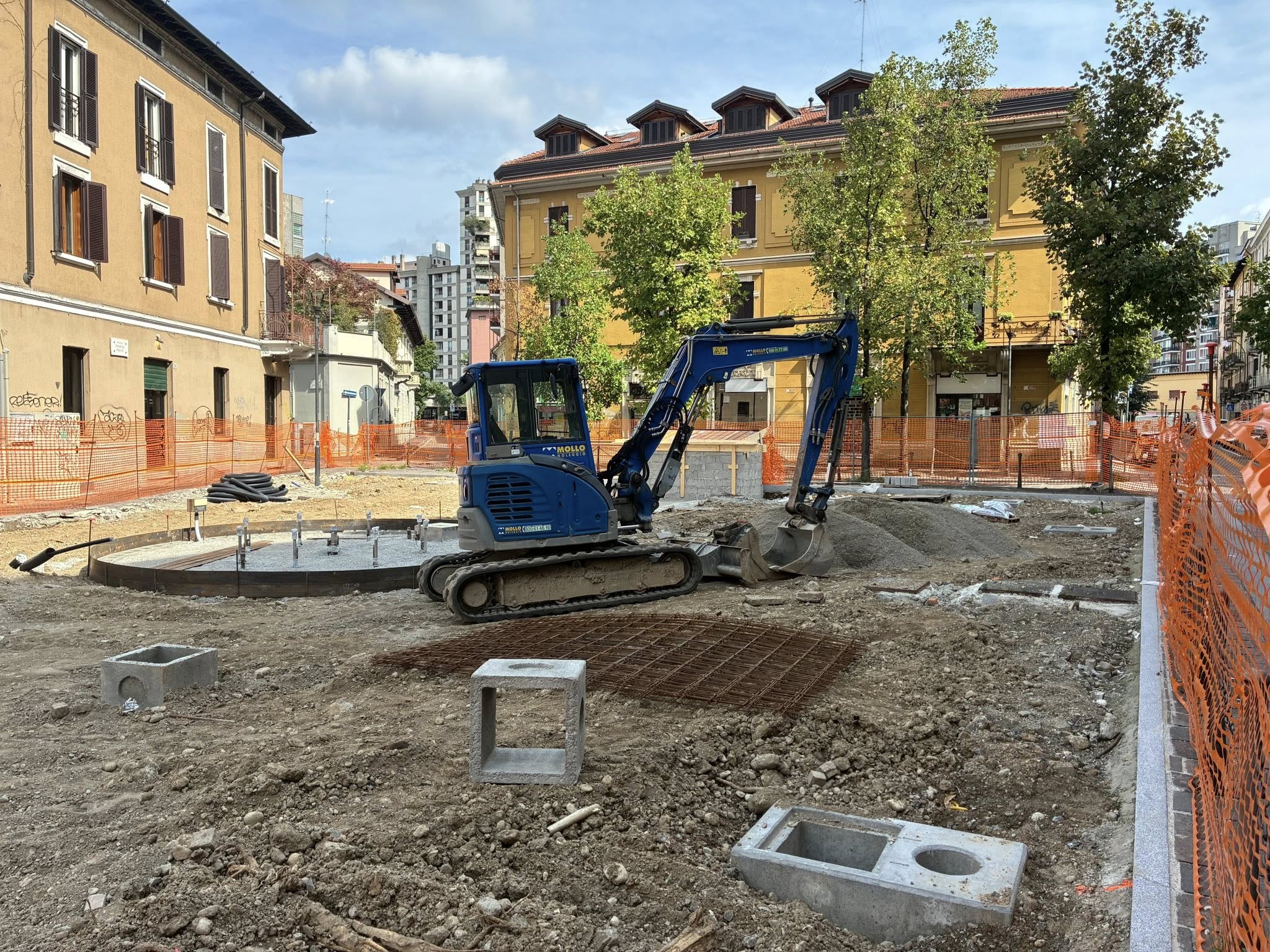 immagine di galleria 'Riqualificazione di piazza Trento e Trieste'
