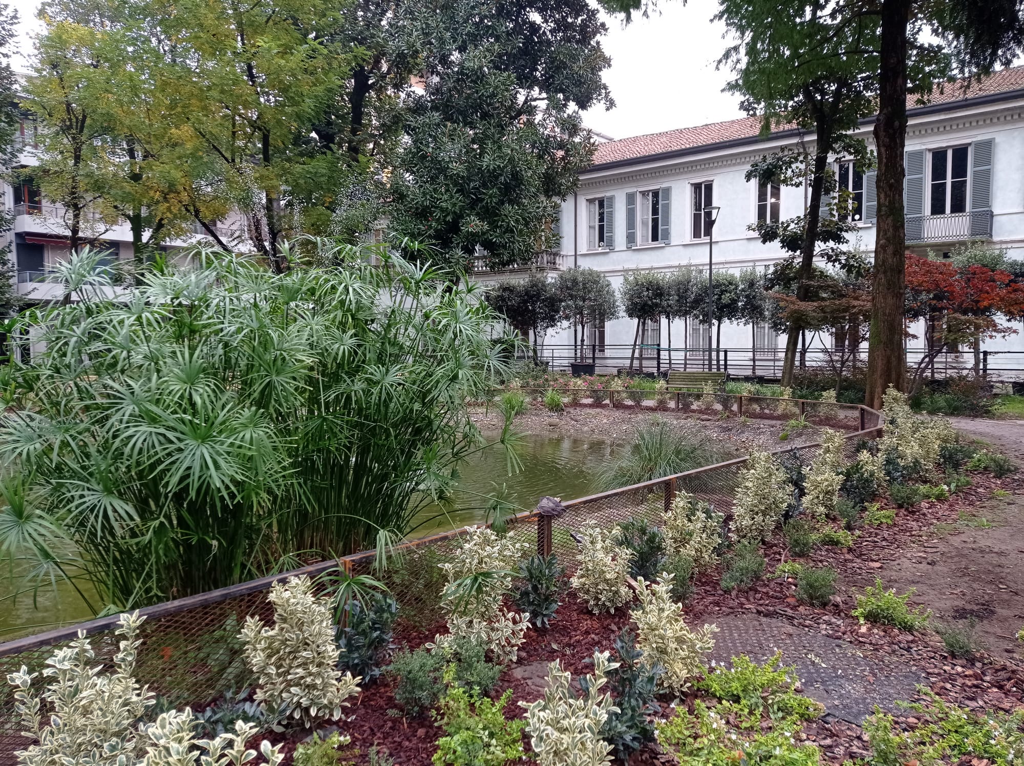 immagine di galleria 'Restyling del giardino di villa Mylius - prima parte'