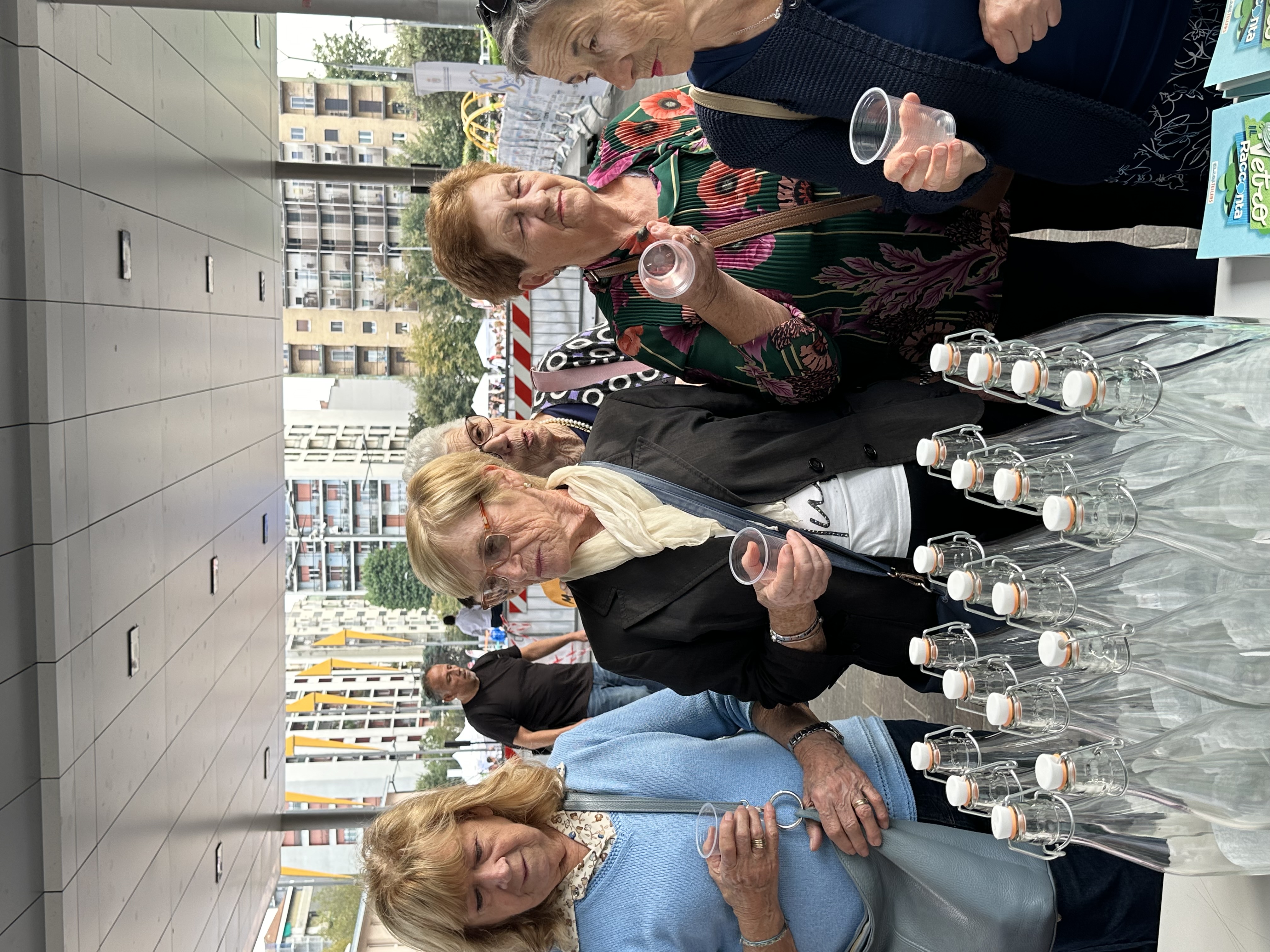 immagine di galleria 'Blind Tasting Challenge'