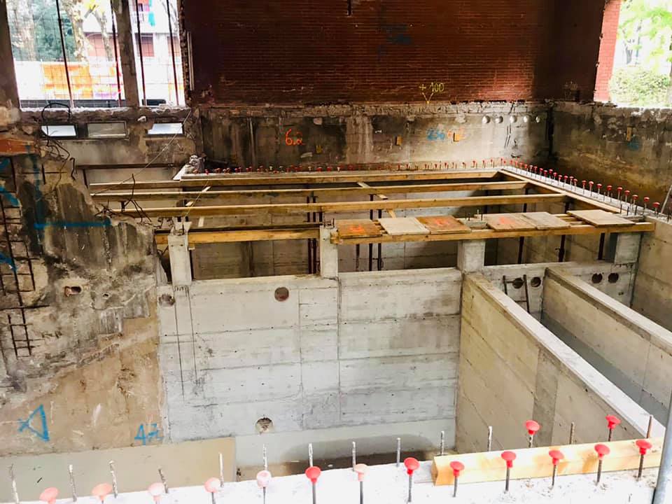 immagine di galleria 'Piscina De Gregorio'