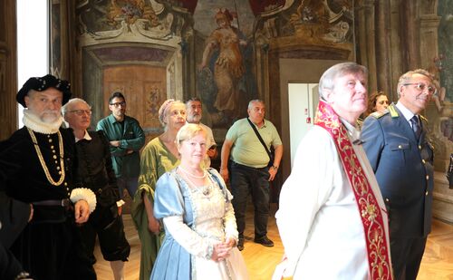 immagine di galleria 'Inaugurazione di Villa Visconti D'Aragona'