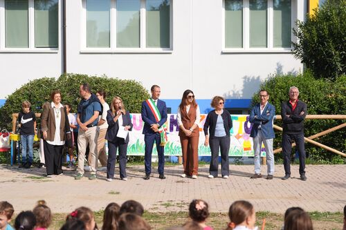 immagine di galleria 'La riqualificazione della scuola Marzabotto'