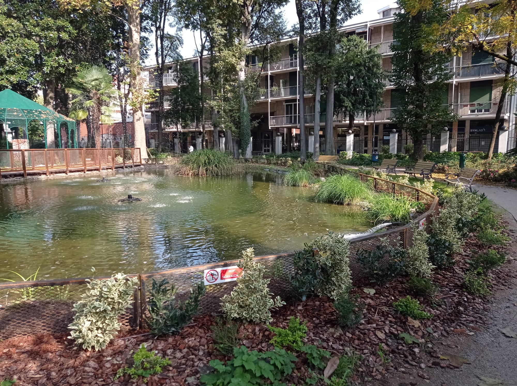 immagine di galleria 'Restyling del giardino di villa Mylius - prima parte'