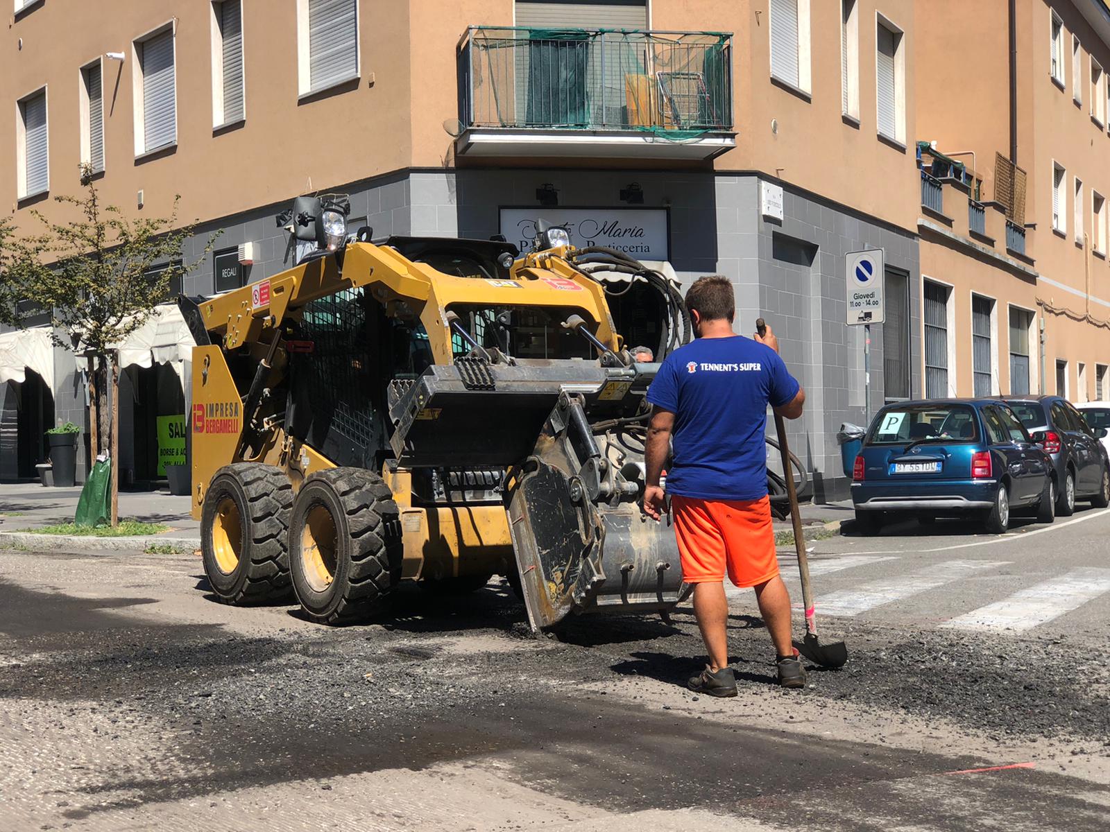 immagine di galleria 'La via Picardi si è fatta nuova!'