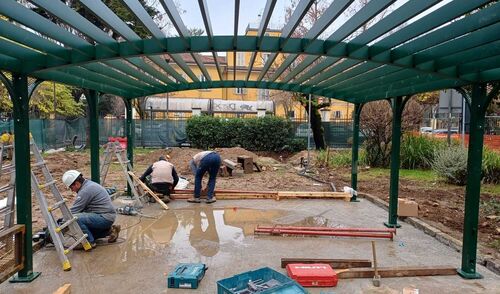 immagine di galleria 'Continua la riqualificazione del giardino di villa Mylius -seconda parte'