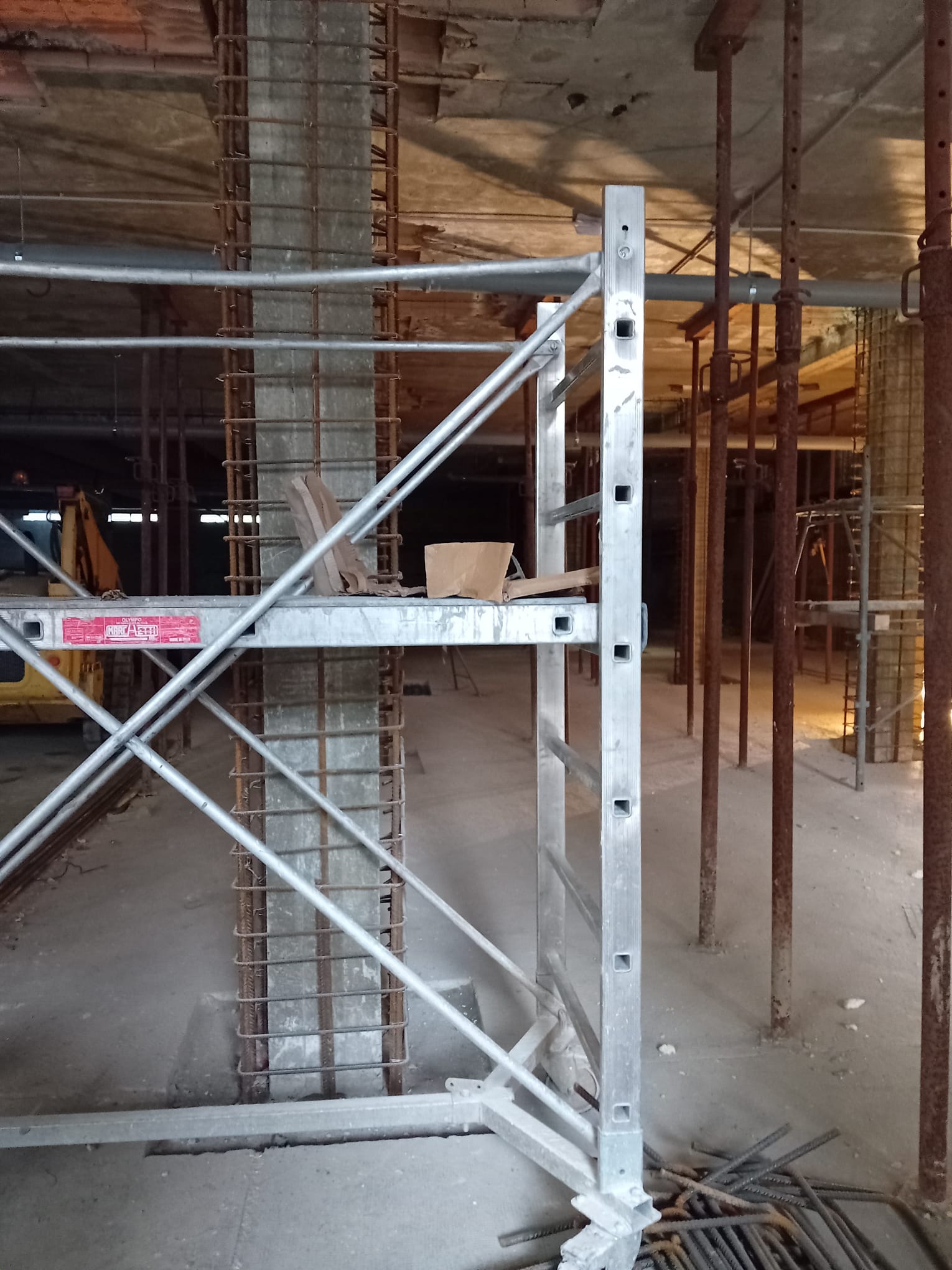 immagine di galleria 'La riqualificazione della scuola Marzabotto'