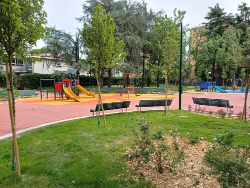 immagine di galleria 'Riqualificazione del giardino Bazzega'