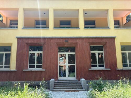 immagine di galleria 'Casa dei Bambini Montessori: centro polifunzionale per la famiglia'