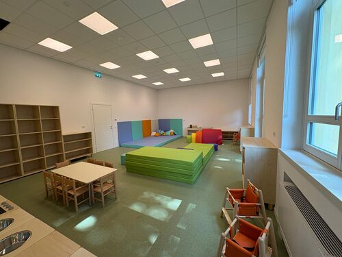immagine di galleria 'Casa dei Bambini Montessori: centro polifunzionale per la famiglia'