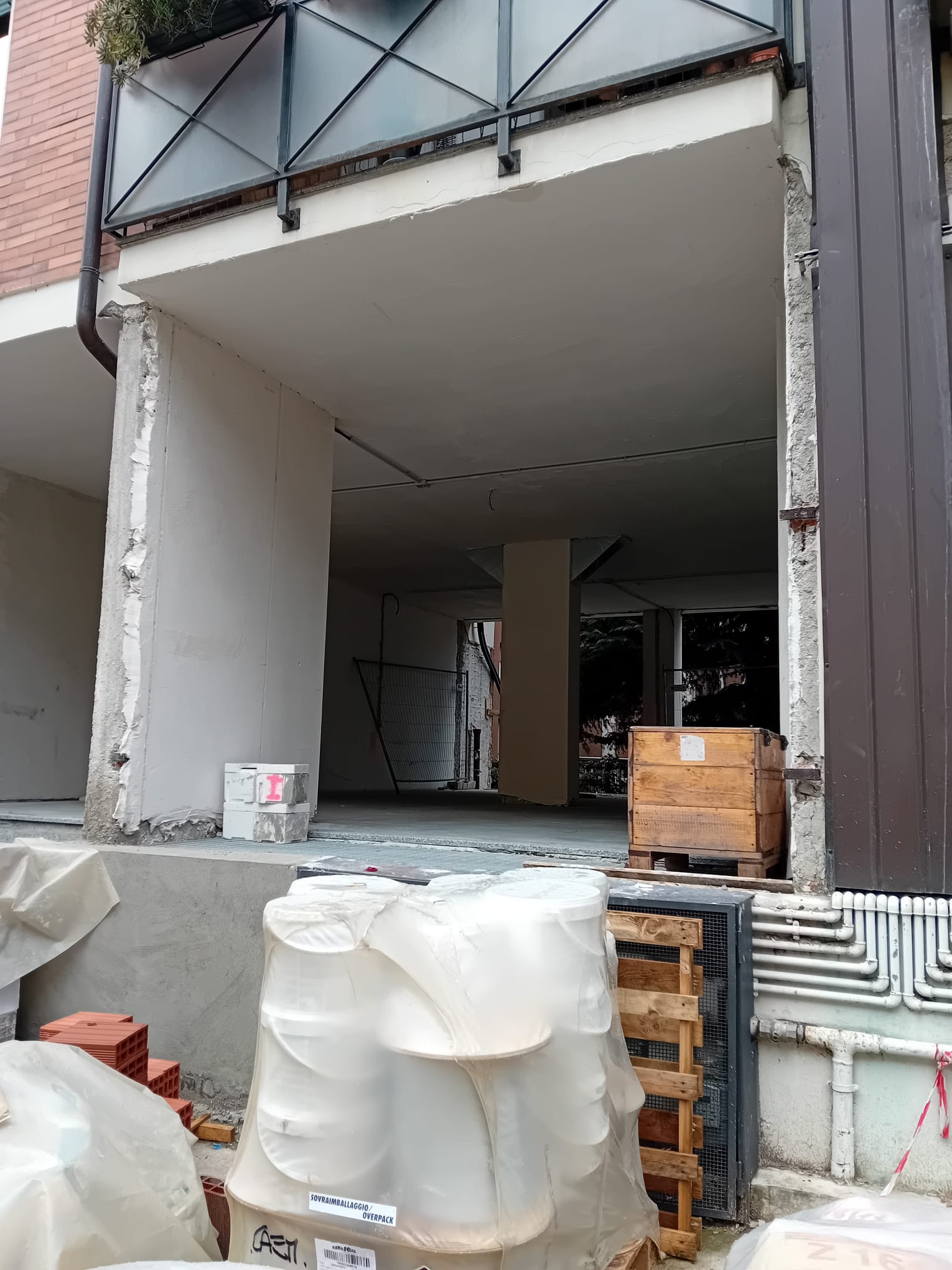 immagine di galleria 'Quartiere Primavera: riqualificazione di due condomini'