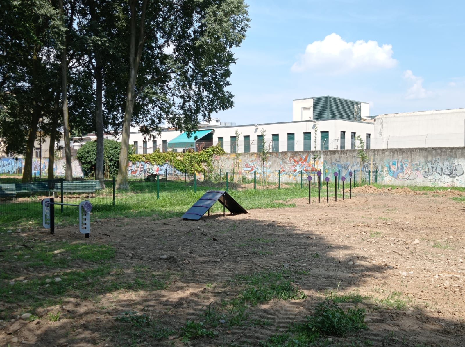 immagine di galleria 'Area Agility Dog – giardino Duse via Pisa'