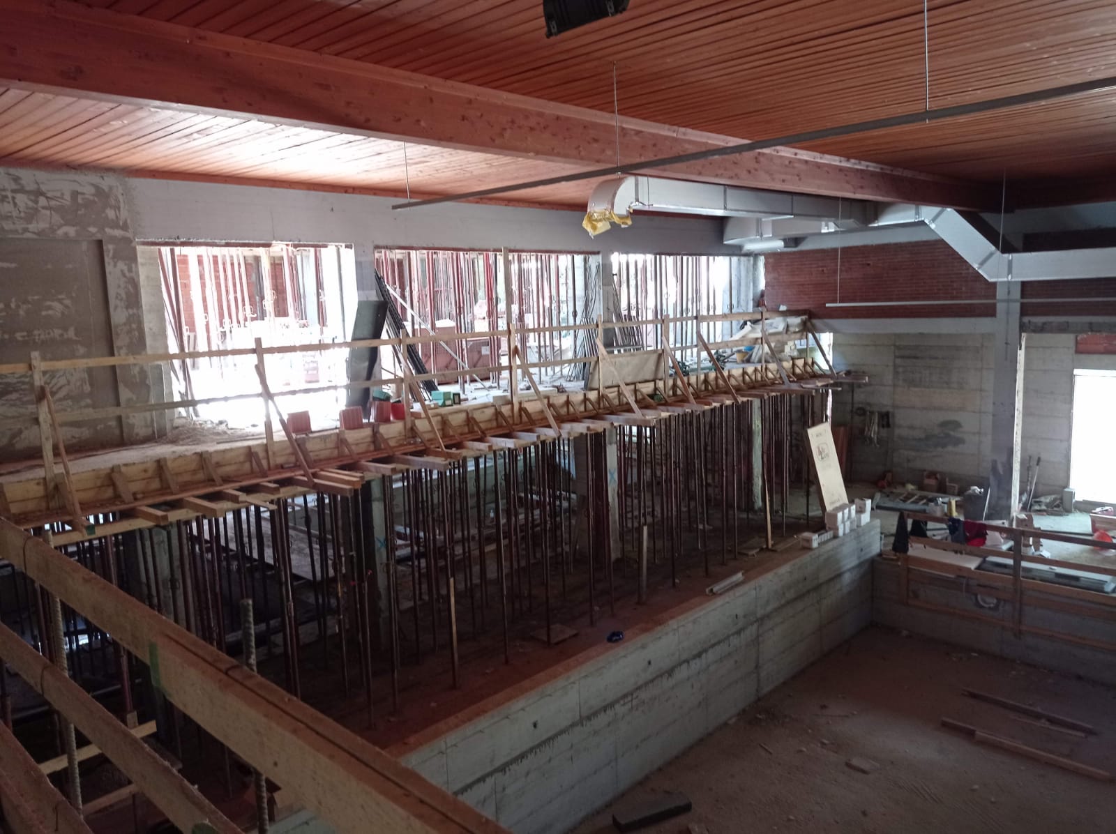 immagine di galleria 'Piscina De Gregorio'