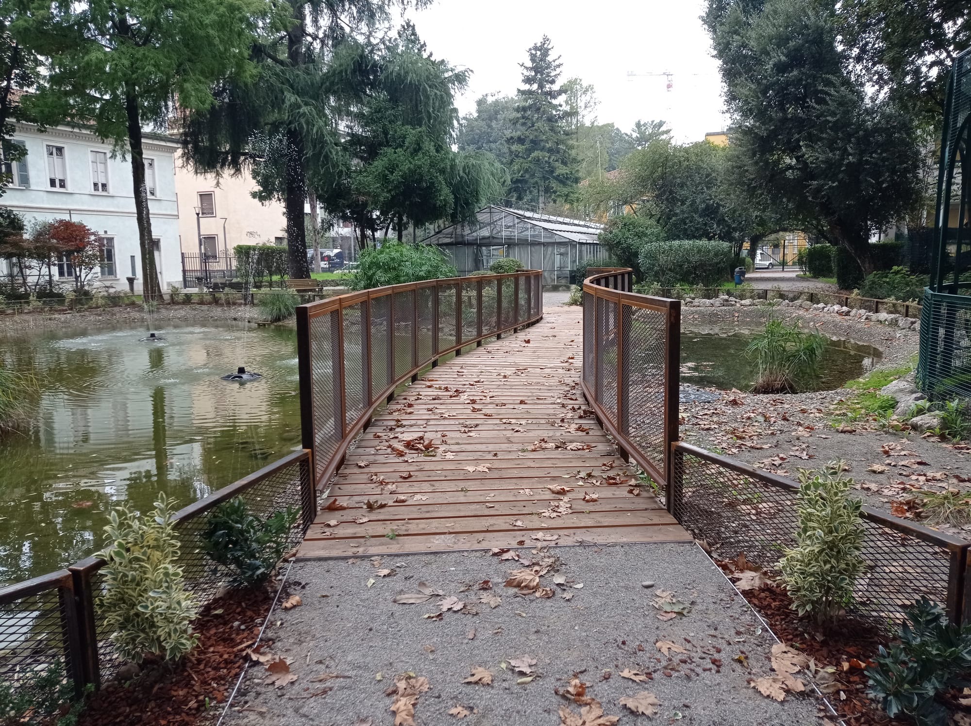 immagine di galleria 'Restyling del giardino di villa Mylius - prima parte'