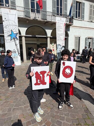 immagine di galleria 'Giornata della Poesia, della Memoria e dell'Impegno civile 2026'