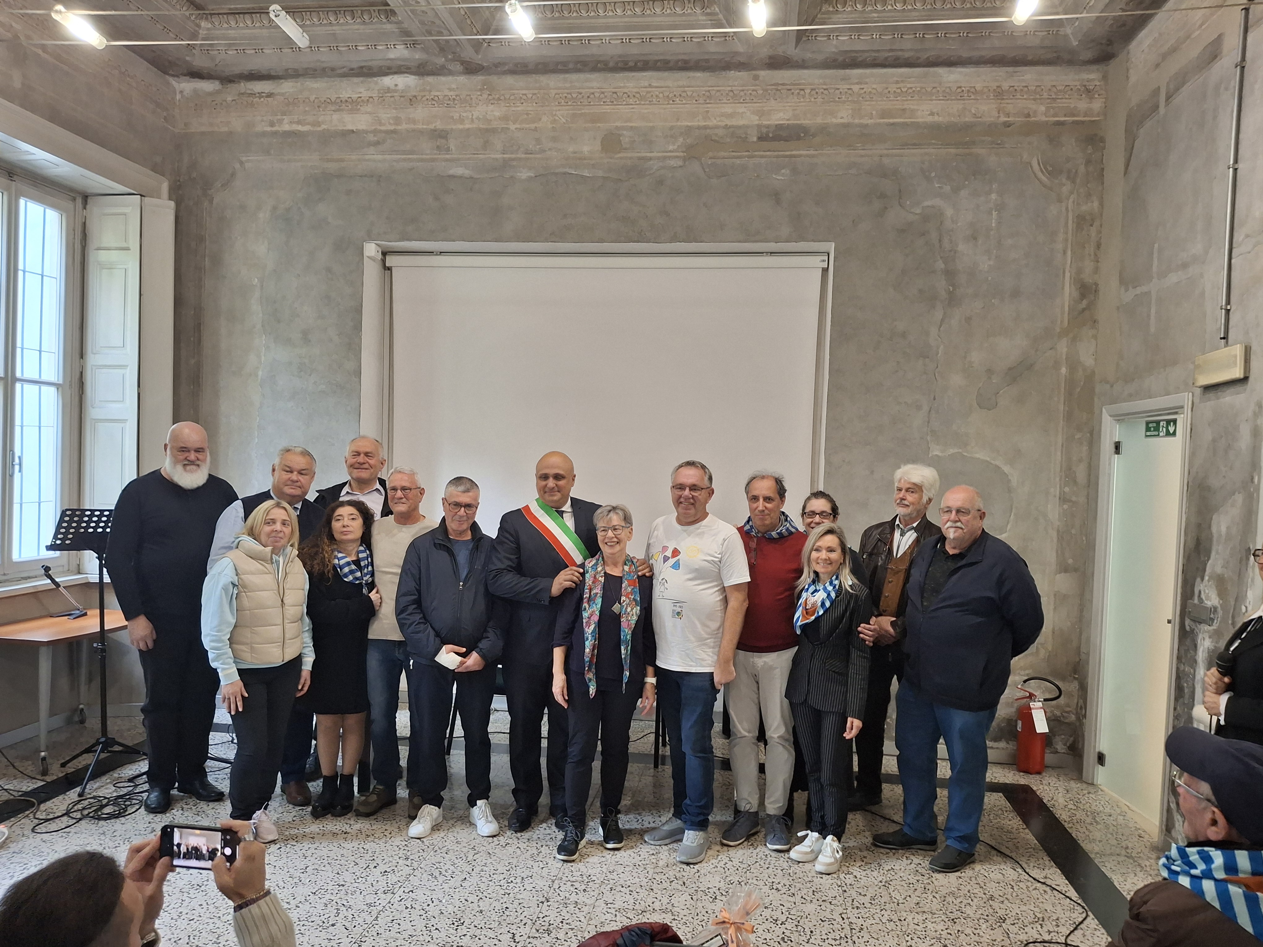 immagine di galleria 'Visita della delegazione di Langenstein'