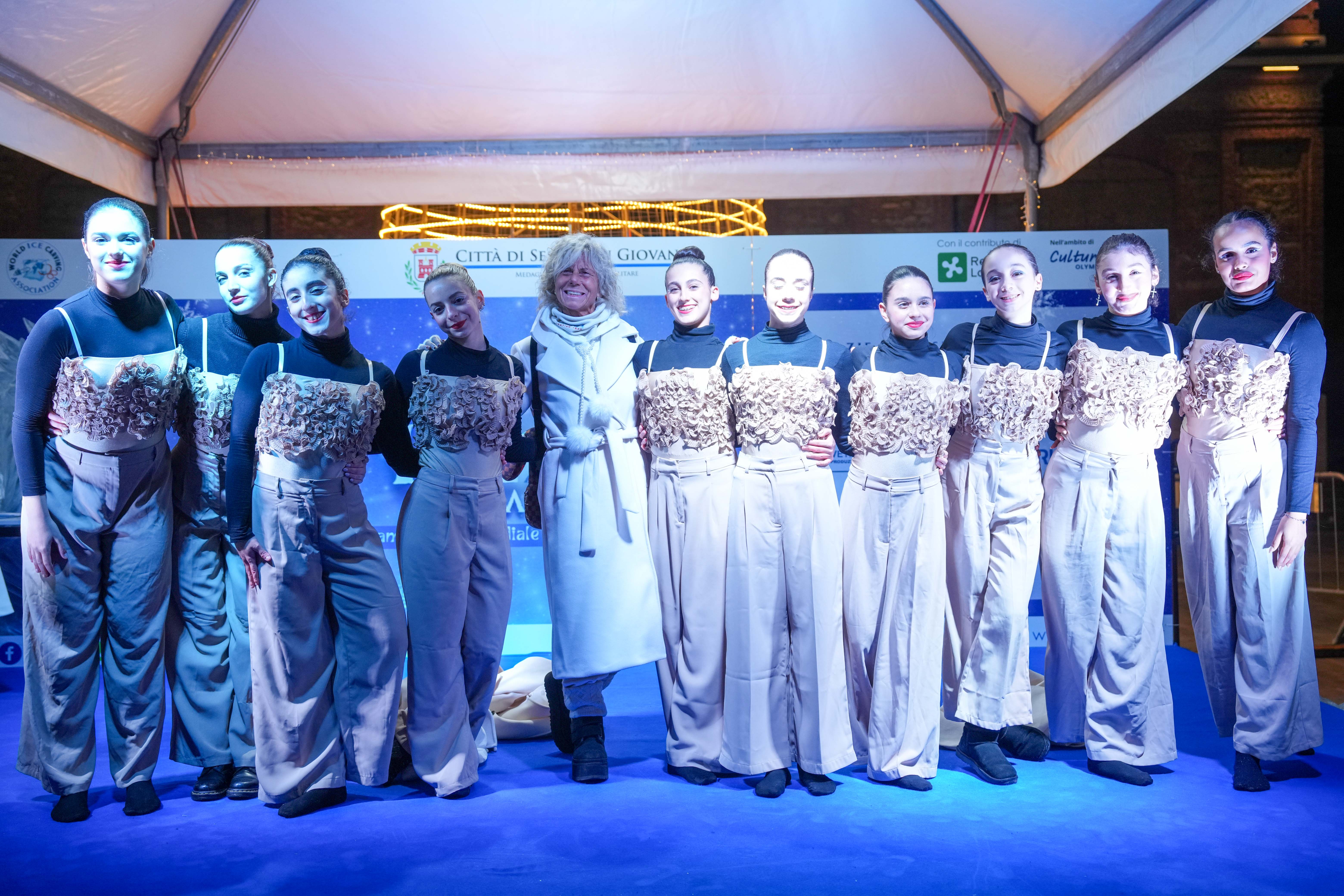 immagine di galleria 'World Ice Art Championship'