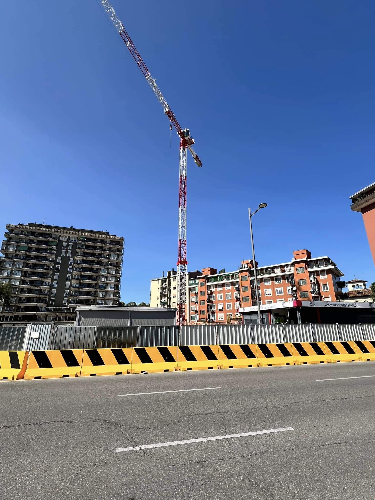 immagine di galleria 'Residenza per Studenti Universitari in via Milanese'