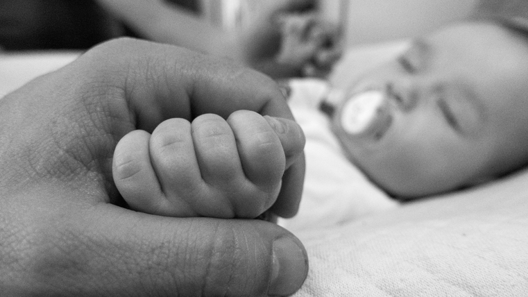 Un'immagine generica segnaposto con angoli arrotondati in una figura.